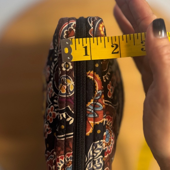 Vera Bradley Kensington Retired Pattern, Quilted Bible / Book Cover with Handle - Picture 8 of 8